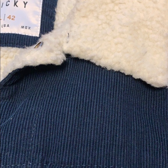 Winter jacket - Picture 3 of 3